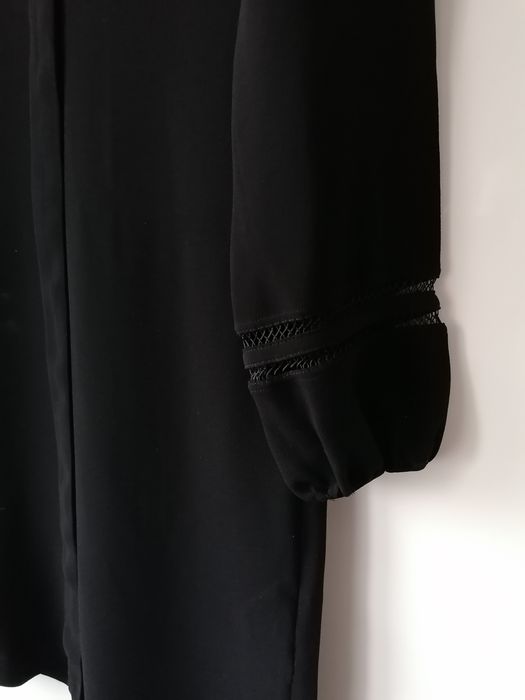 Sukienka Massimo Dutti mała czarna wiskoza koronka wizytowa prosta