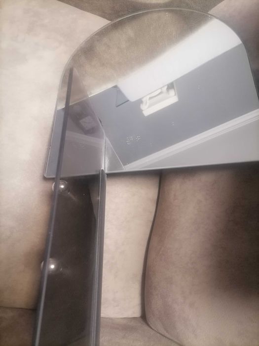 Cabide com espelho e prateleira