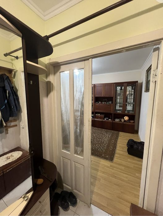 Продам ГАРНУ квартиру ДРУГИЙ поверх