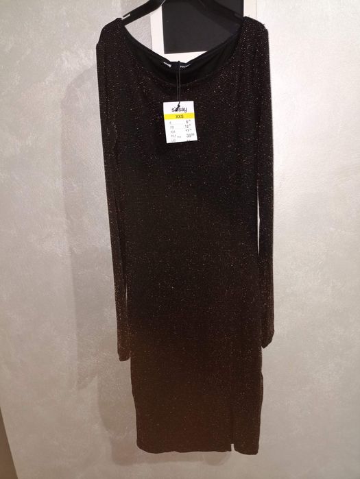 Czarno-złota sukienka nowa  XXS