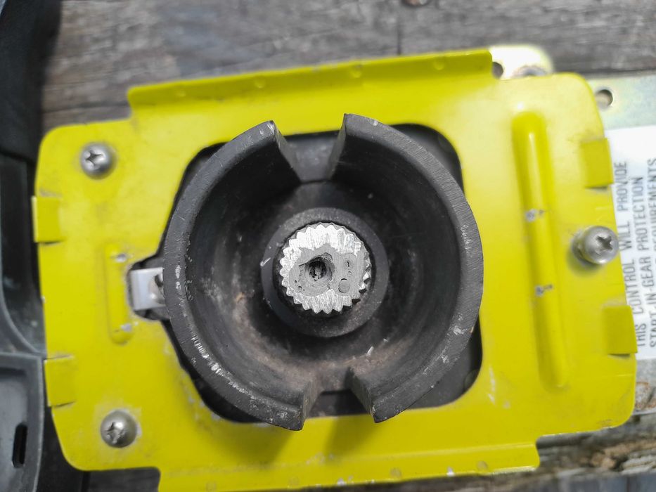 Manetka boczna do silnika stacjonarnego