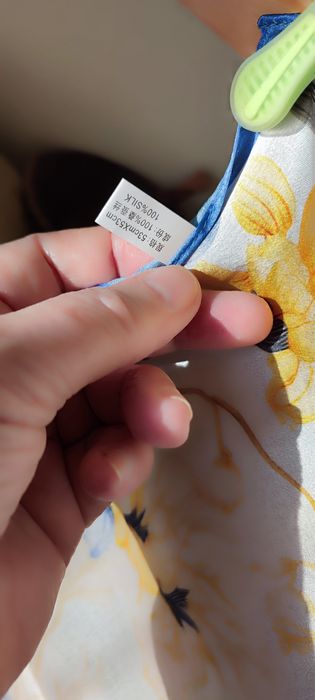 Apaszka jedwabna "Kwiaty"