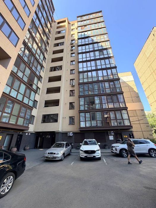 Продаж 3кім.квартири Жк Пироговський