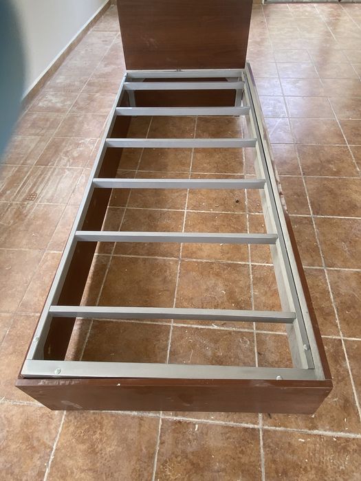 łóżko 80 x 205 plus szafka