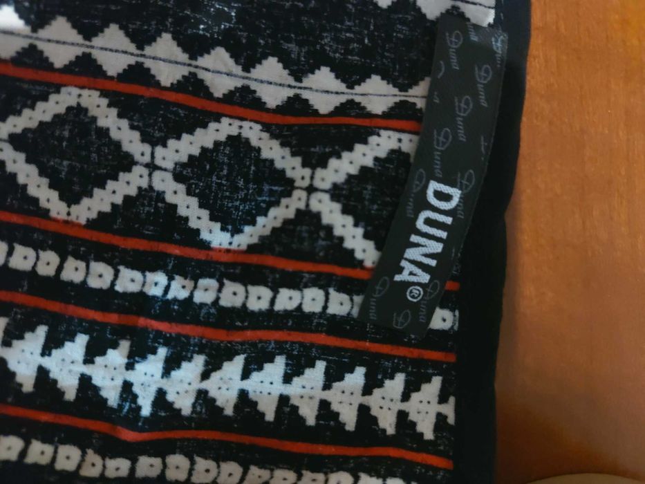 Macacão preto e estampado tamanho M