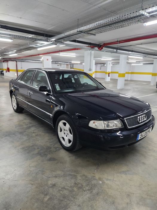 Audi A8 só 127000km um dono motor 2.8 197cv V6 livro de revisões da marca Valor fixo
