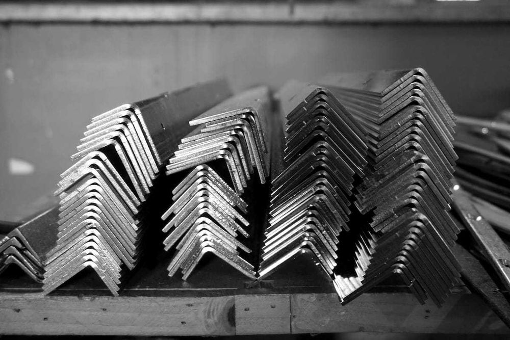 Kątownik 40*40*3 ZW