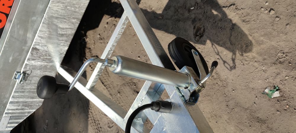 Причіп оцинкований, бортовий, платформа урса.