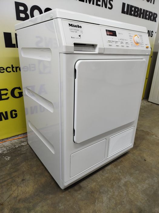 Сушка для одягу фірми Miele