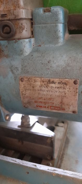 Serra de corte de aluminio