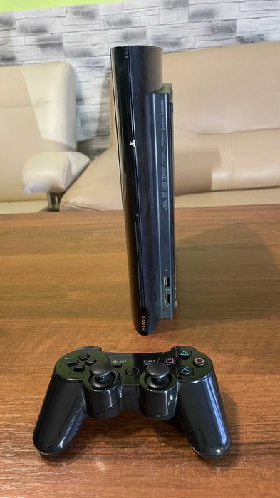 Konsola Ps3 Super Slim CECH-4004A HDD 500GB HEN + Gratis Pad