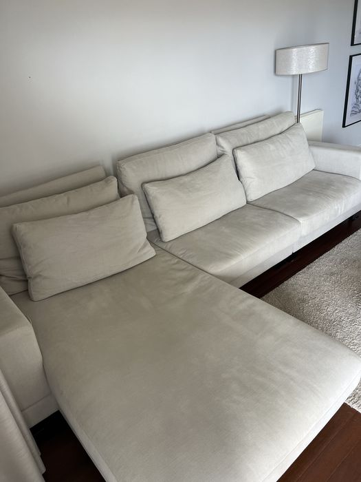 Sofá chaise long de penas