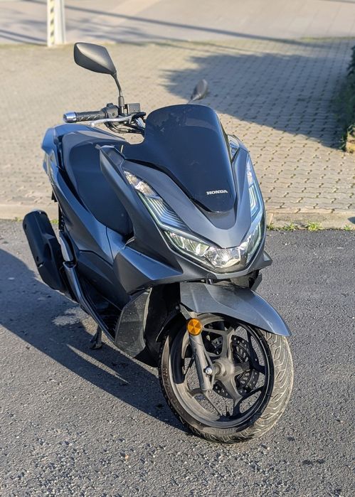 HONDA PCX 125 scooter
