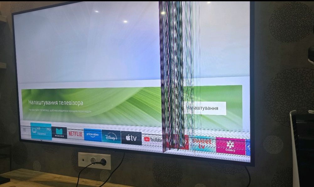 Телевізор Самсунг 55 RU7172U