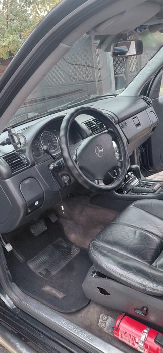 Mercedes-Benz ml270