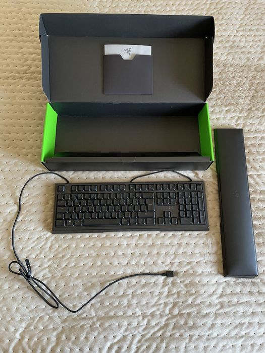 Teclado Razer Ornata V2