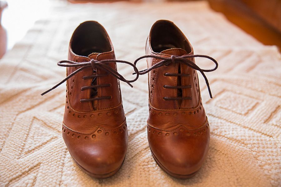 Botas 36 pequeno, salto alto camel