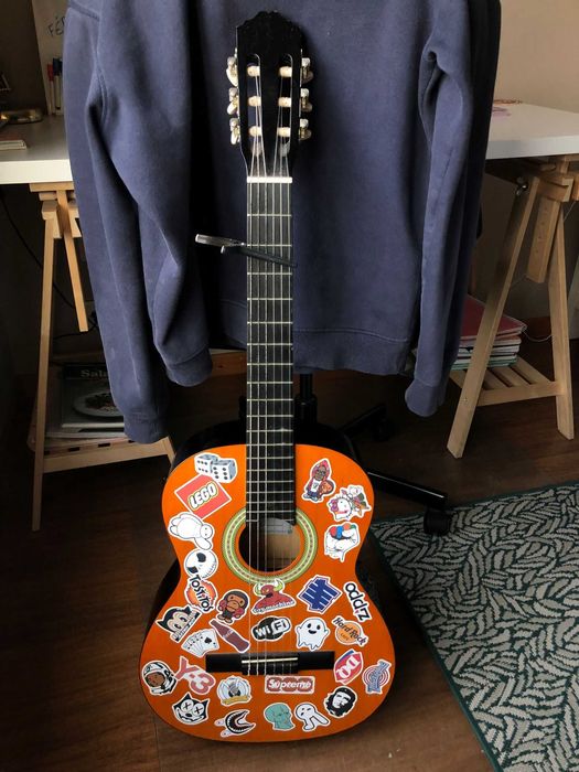 Guitarra clássica424683512372275200