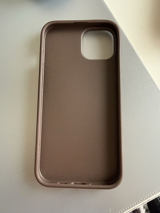 Capa Guess iPhone 14