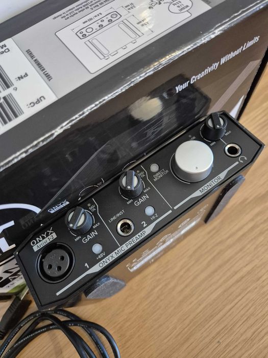 Mackie Onyx Artist 1.2 - Interface Áudio USB