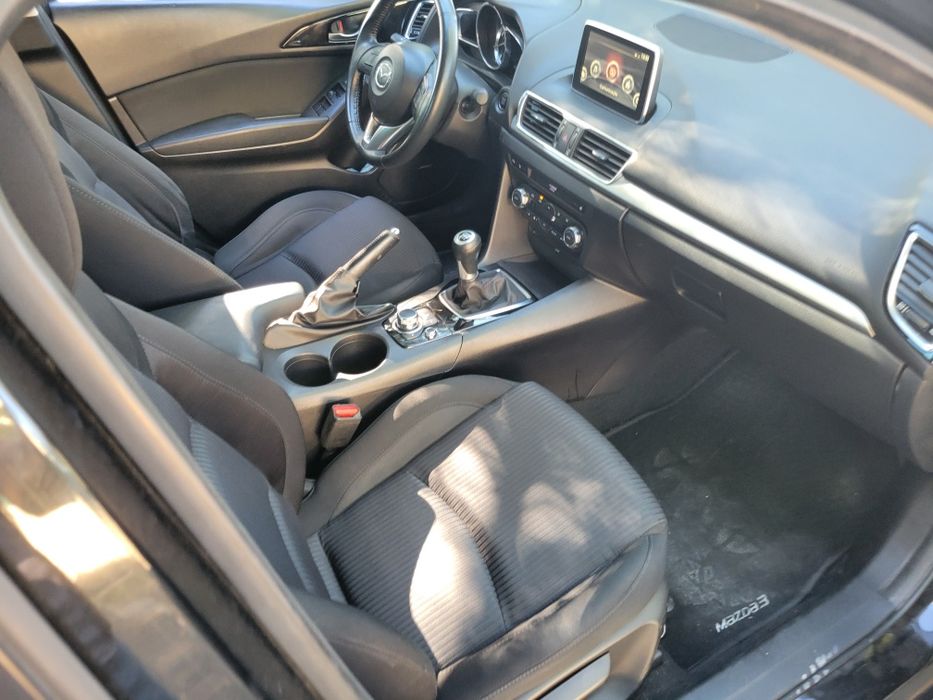 Mazda 3 sedan sport