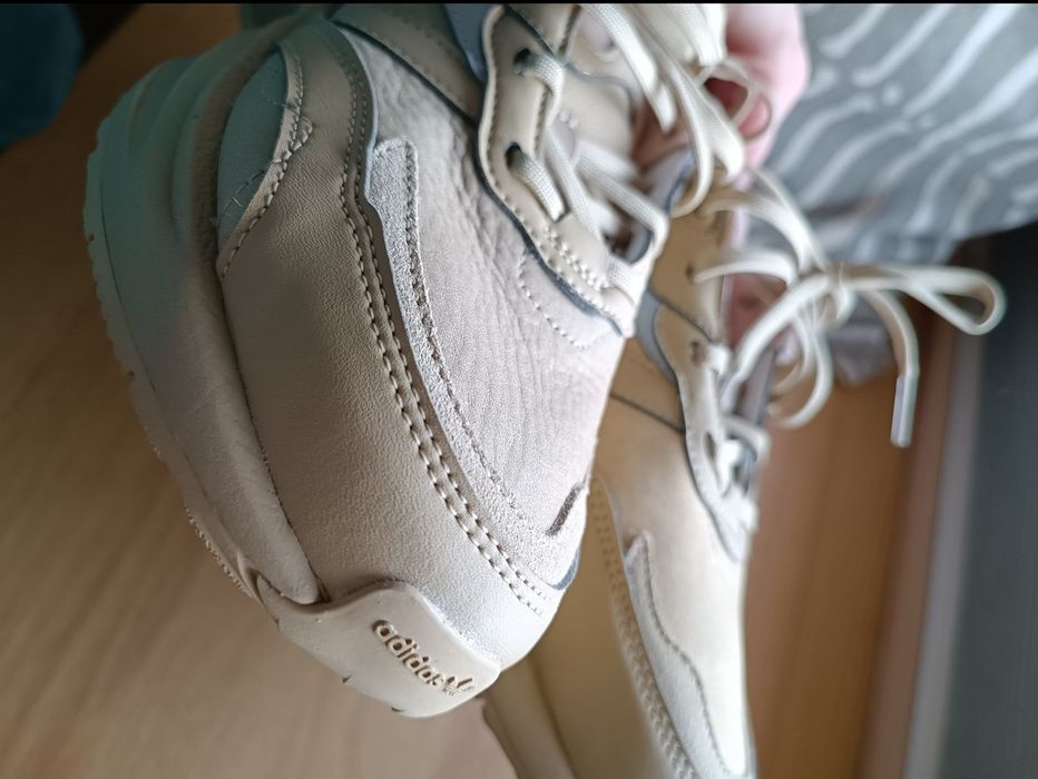 Sneakersy Adidas Orginal r. 38,5