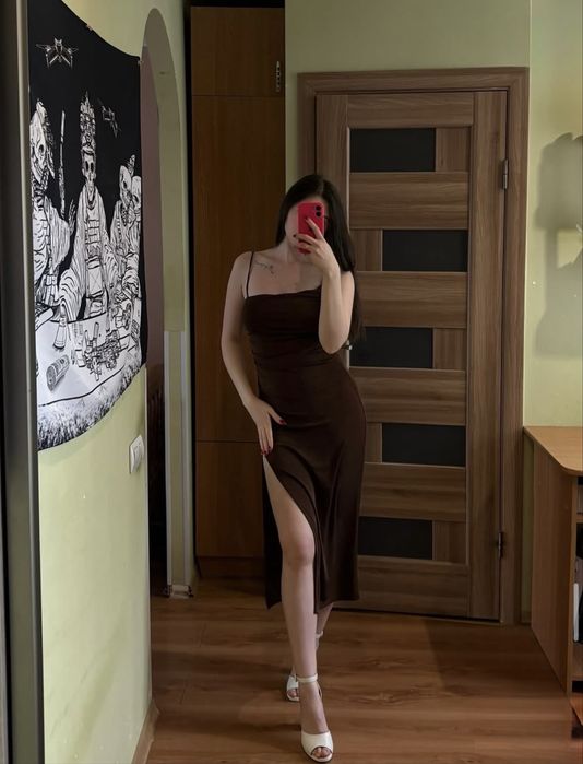 Всі сукні по 250 грн , розміри в описі