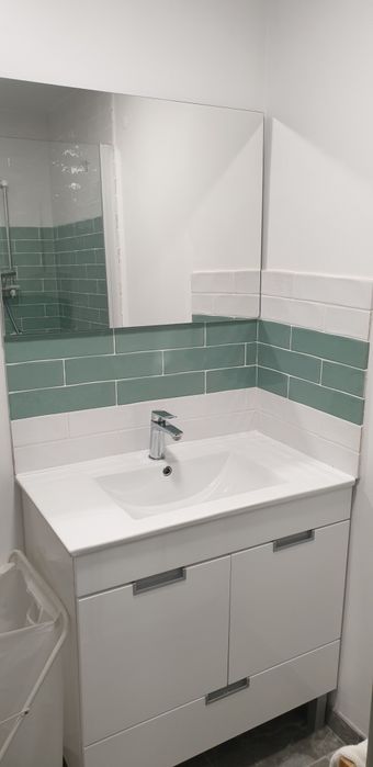 Quarto WC Privativo Urb Cavaleira Algueirão Mem Martins