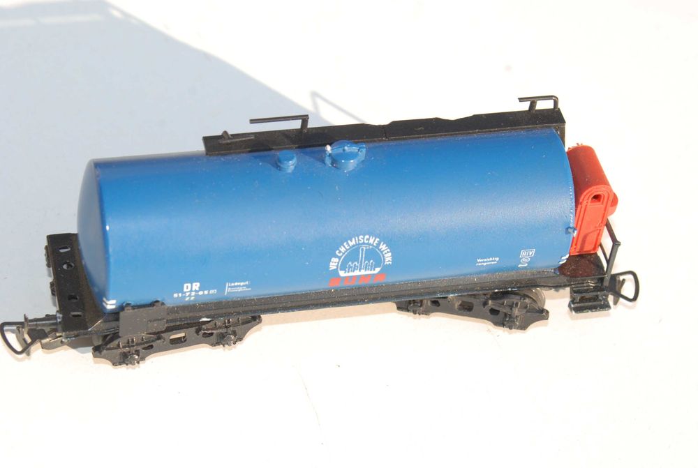 Stara zabawka wagon cysterna 4 osiowa Buna Piko unikat kolekcjonerski