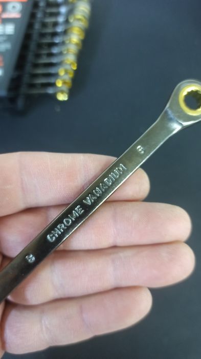 Набір ключів з тріскачкою 8-19 мм Horusdy