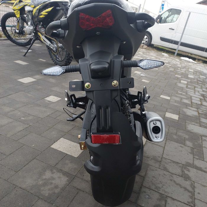 Мотоцикл SPARK SP250R-35, повітряне охолодження, доставка, гарантія