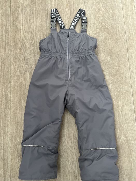 Зимний костюм на 3 года (куртка и штаны)