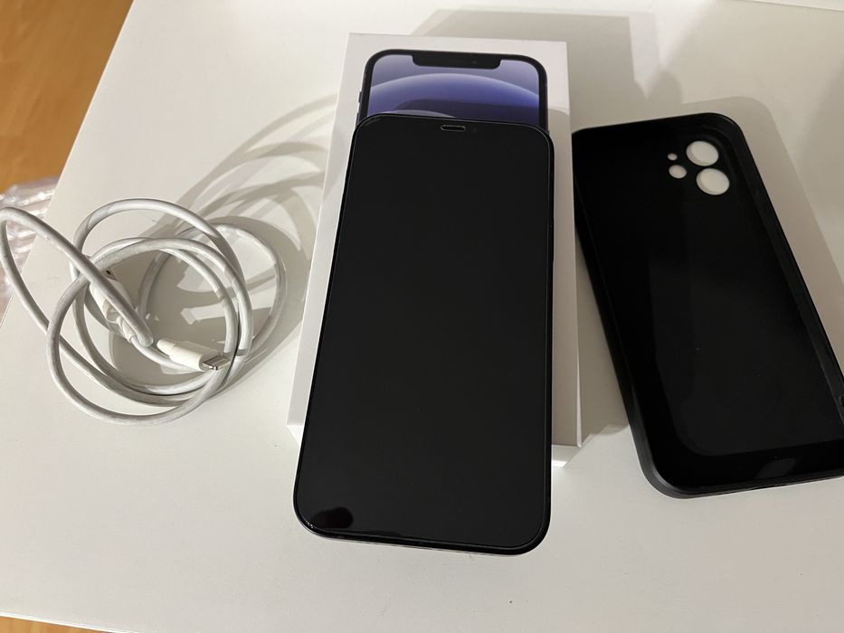 iPhone 12 preto com garantia e 92% de bateria