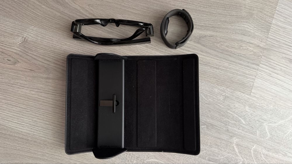 Ray-Ban Meta Display