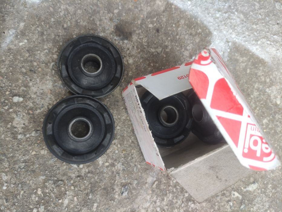 Ромашки Febi на Ford Scorpio Sierra