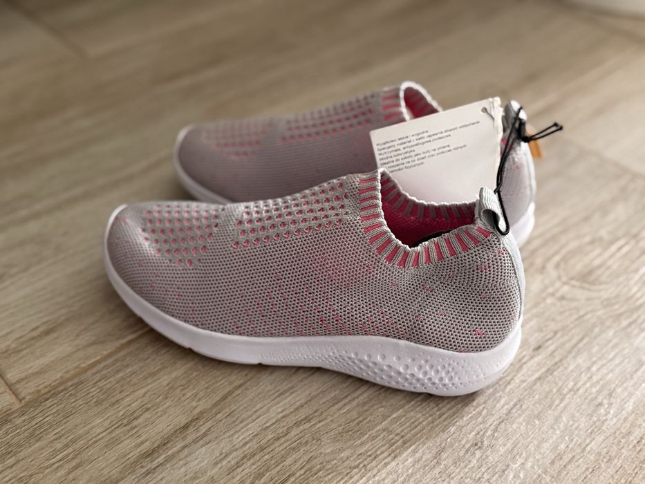 Buty 32 biala podeszwa bez sznurowek