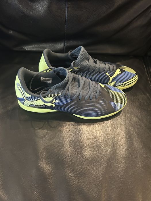 Buty halówki PUMA Future 7 play r.38,5