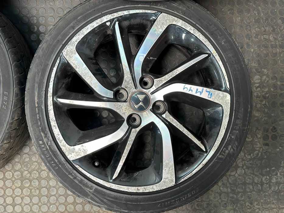 Jantes 17 com pneus Citroen DS3/ Peugeot