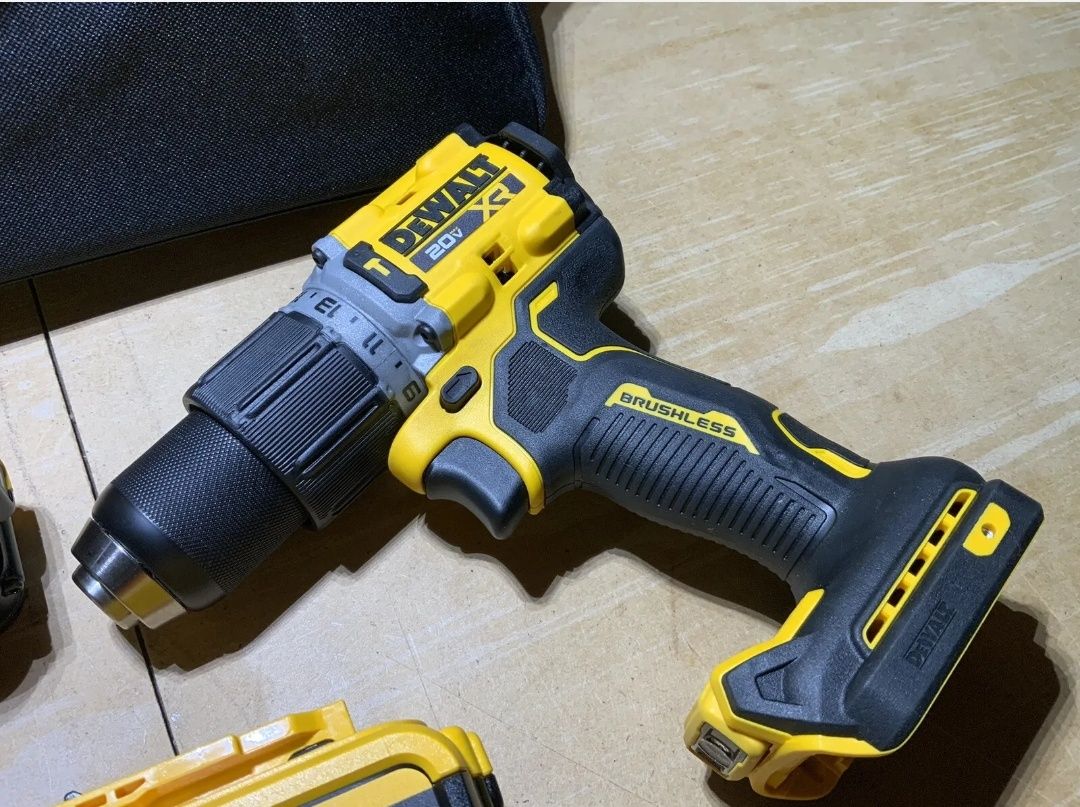 Акумуляторний безщітковий дриль-шуруповерт DEWALT DCD805: 7 900 грн ...