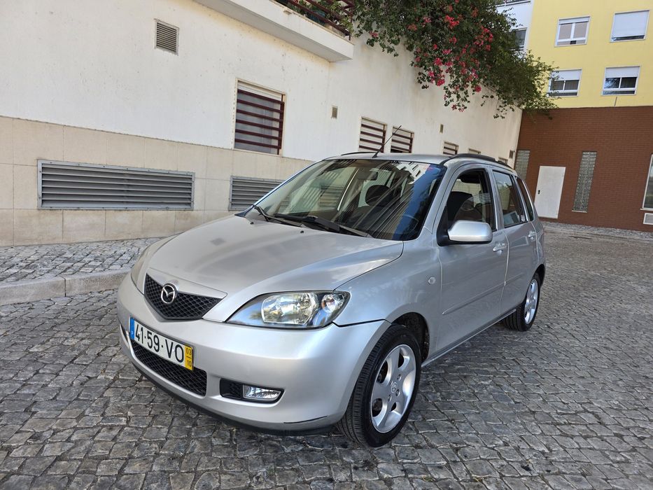 Mazda 2