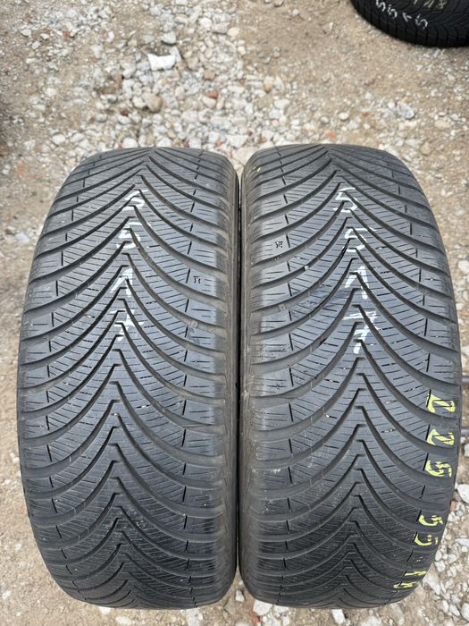 Opony wielosezonowe 225/55/18 Kumho 2szt 6,2mm 2022r