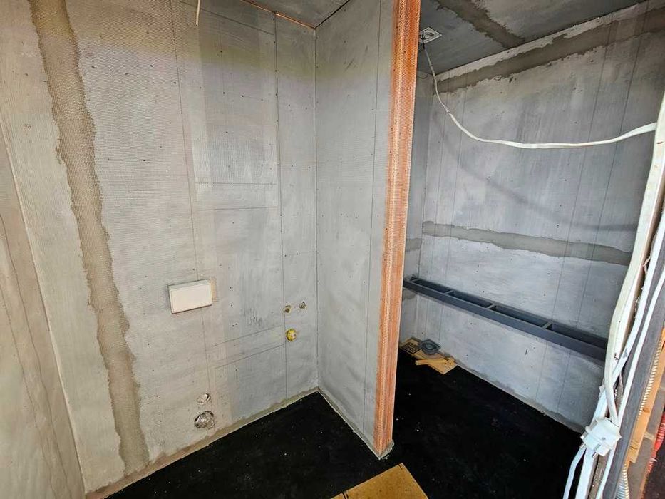 Виробничо-складське приміщення біля міжнародної автотраси Київ-Чоп...