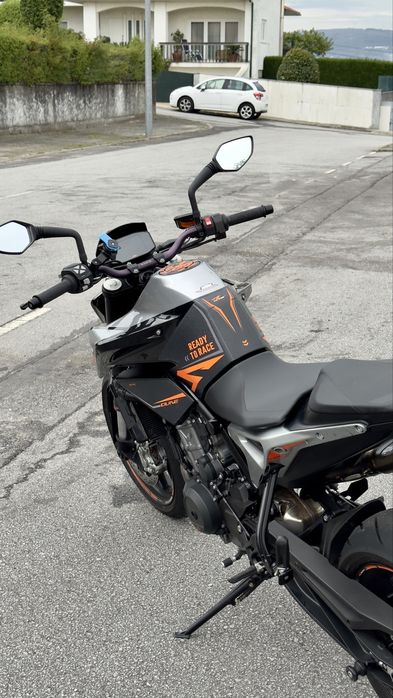 KTM Duke 790R de 2018/09 em otimo estado
