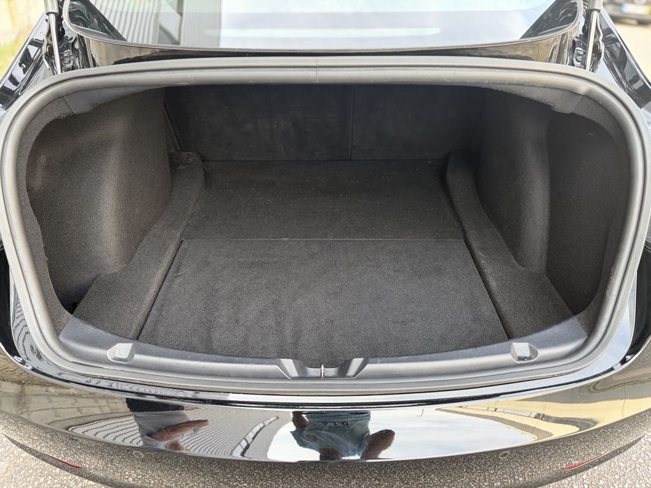 Tesla Model 3 SR+ 325cv4604997890330009611
