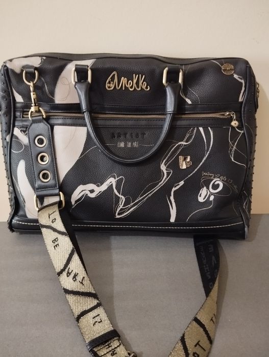 Vendo mala Anneke, por não usar, está praticamente nova