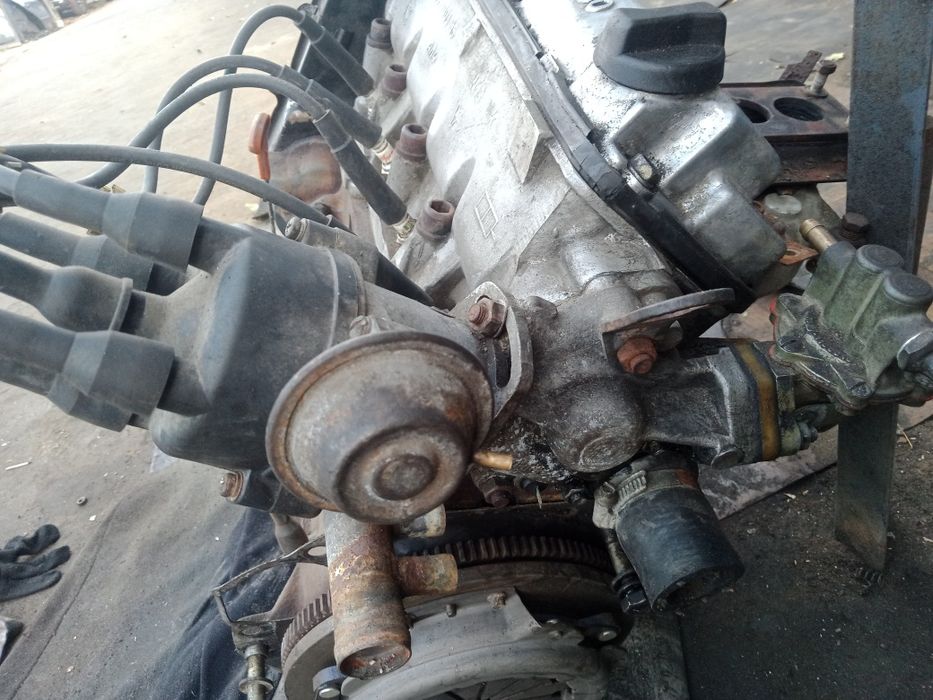 Двигатель на Таврию,Славуту 1.2 обьем