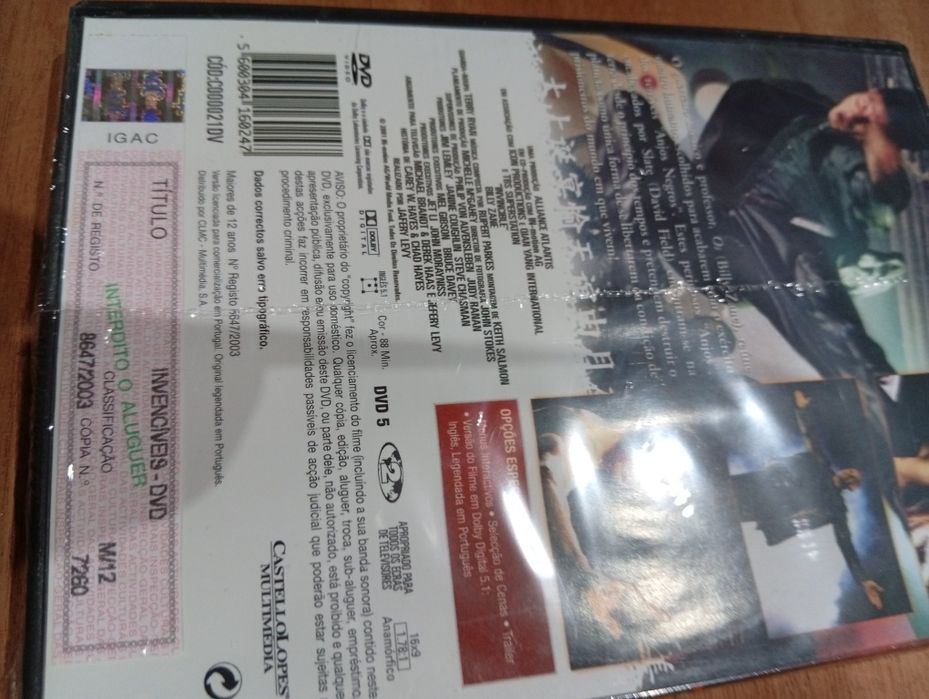 Invencíveis - Invincible DVD Selado