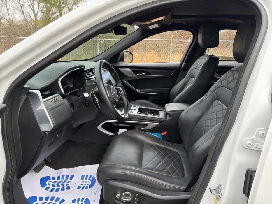 Jaguar F-PACE P250 S      2022