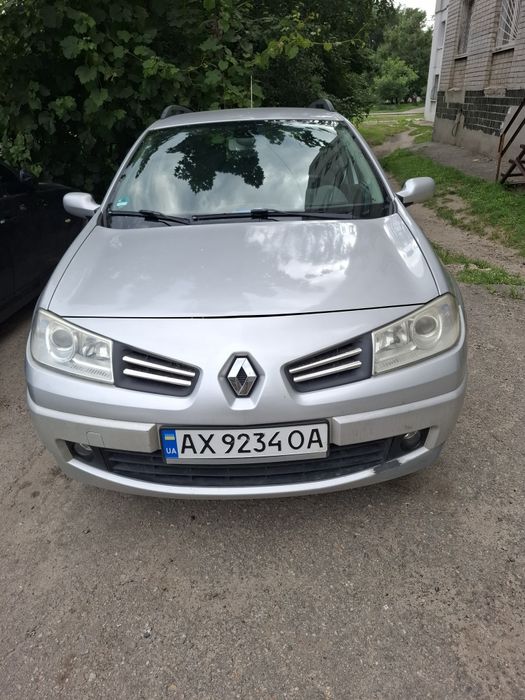 Продам авто рено меган 2