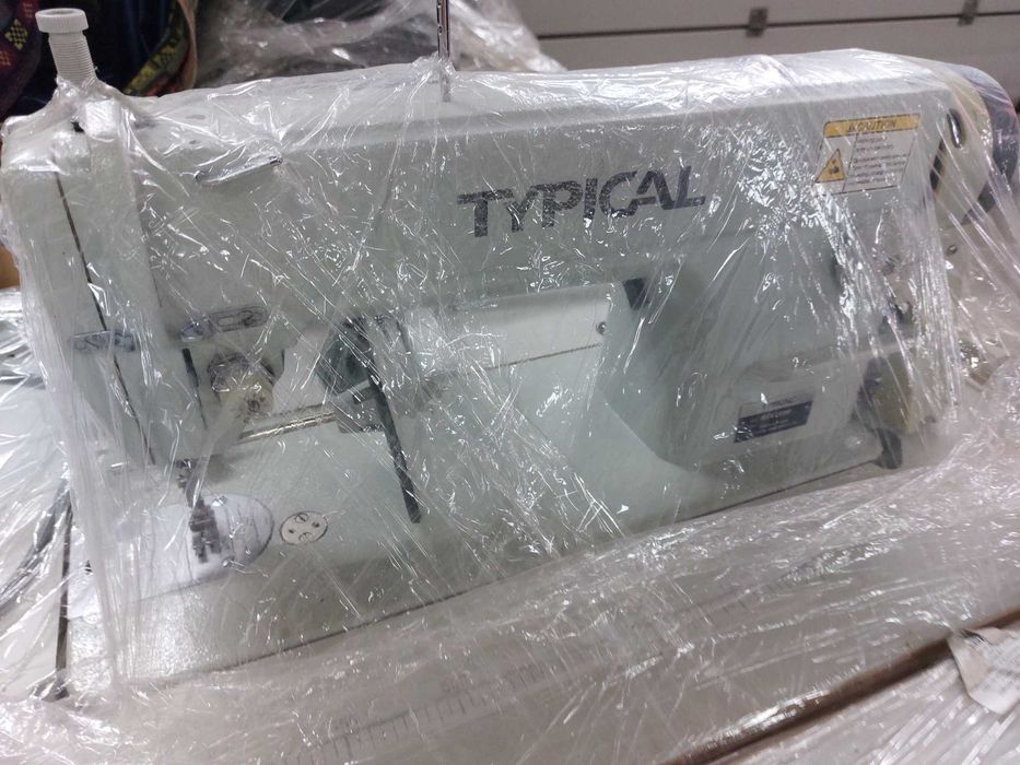 Продам швейне обладнання Typical (швейна машина - 2 шт, оверл, распош)